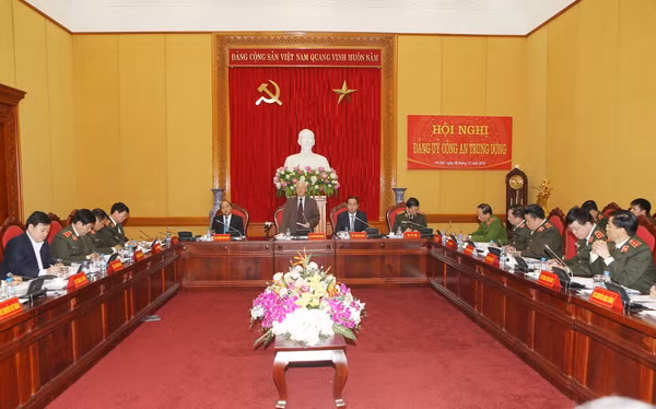 Đảng ủy Công an Trung ương đánh giá kết quả hoạt động năm 2016 ảnh 1