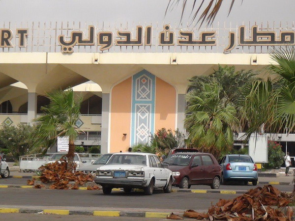 Lực lượng trung thành với Tổng thống Yemen giành lại sân bay Aden ảnh 1