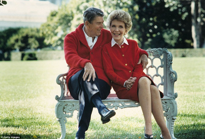 Nancy Reagan: Sức ảnh hưởng khổng lồ từ sau lưng tổng thống ảnh 1