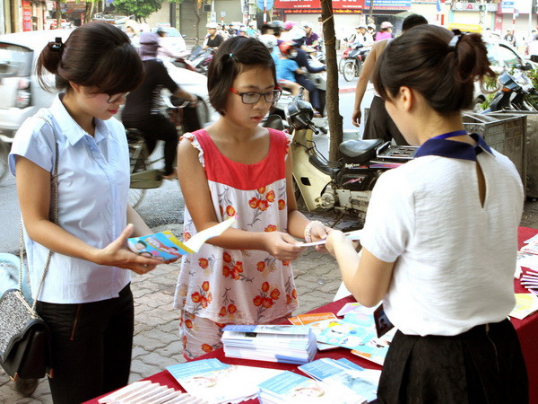 Bộ trưởng Y tế: Cần tăng cường đầu tư cho trẻ em gái vị thành niên ảnh 1