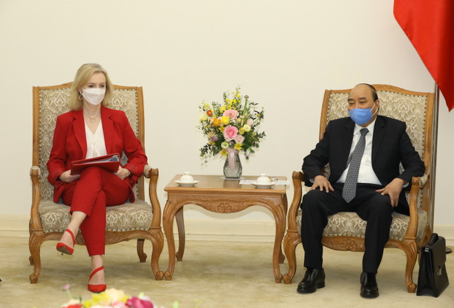 Thủ tướng Nguyễn Xuân Phúc tiếp Bộ trưởng Thương mại Quốc tế Anh ảnh 1