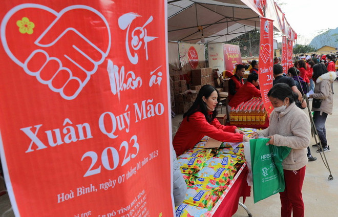 Quan tâm đoàn viên Công đoàn và người lao động dịp Tết Quý Mão 2023 ảnh 3