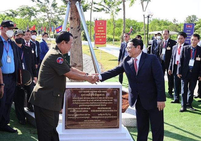 Thủ tướng Hun Sen cảm ơn Việt Nam giúp Campuchia đánh đổ Pol Pot ảnh 2