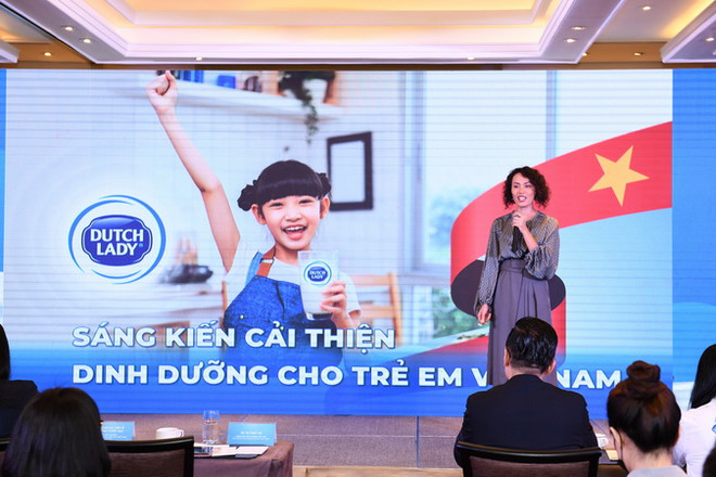 Bà Tạ Thúy Hà, Giám đốc Kinh doanh Cấp cao Tập đoàn FrieslandCampina Việt Nam chia sẻ về sáng kiến cải thiện dinh dưỡng cho trẻ em Việt Nam từ Cô Gái Hà Lan. Giải pháp cải thiện dinh dưỡng bữa sáng cho trẻ em Việt Nam ảnh 5
