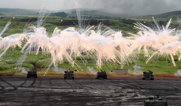 Dự thảo ngân sách tài khóa 2018 của Nhật Bản cao kỷ lục ảnh 1