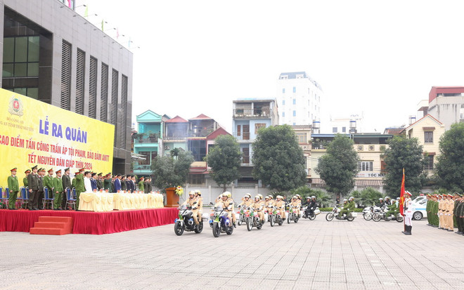 ttxvn-thai-nguyen-ra-quan-cao-diem-dam-bao-an-ninh-trat-tu-dip-tet-nguyen-dan-9503.jpg