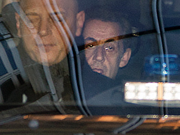 Cựu Tổng thống Pháp Sarkozy chính thức bị điều tra gian lận tài chính ảnh 1