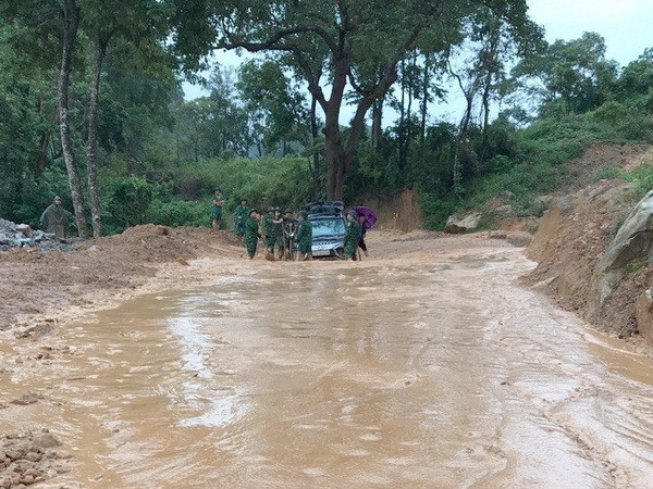 Điện Biên: Sạt lở tại huyện Mường Chà khiến 2 người thương vong ảnh 1