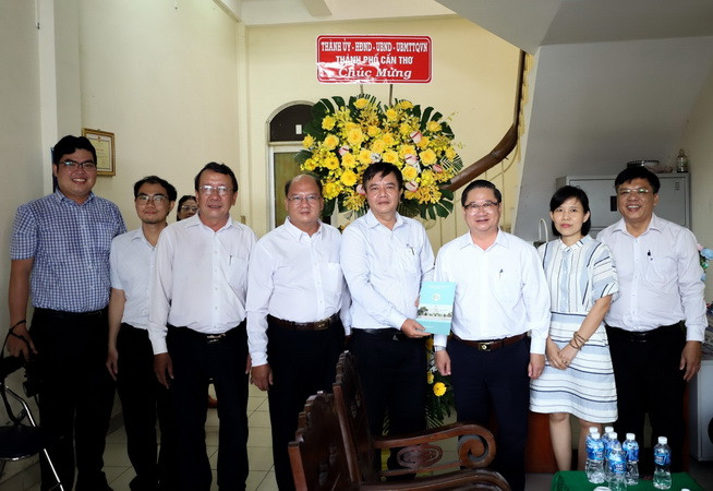 Cần Thơ mong muốn tiếp tục hợp tác chặt chẽ với TTXVN về thông tin ảnh 1