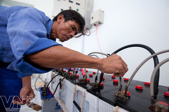 “Mắt biển” ở Trường Sa và những người gác đèn tận tụy ảnh 6