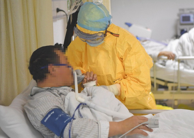 Mức độ sử dụng dầu mỏ giảm lần đầu trong 1 thập kỷ qua do COVID-19 ảnh 1