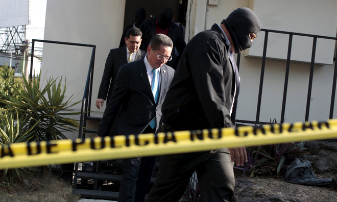 El Salvador tiến hành khám xét văn phòng của Mossack Fonseca ảnh 1