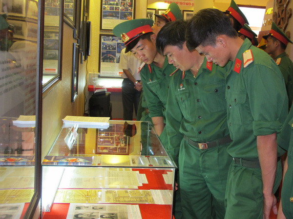 Triển lãm bản đồ và trưng bày tư liệu Hoàng Sa, Trường Sa tại Gia Lai ảnh 1