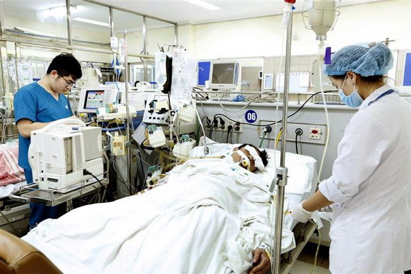 Vụ 3 người nghi ngộ độc rượu ở Quảng Trị: Một nạn nhân đã tử vong ảnh 1