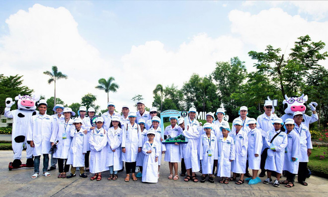 ''Chuyện hậu trường'' của mỗi hộp sữa học đường ảnh 1