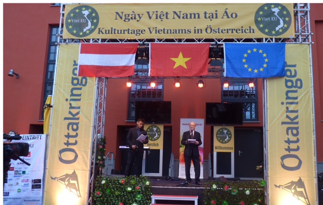 Ngày Việt Nam tại Áo: Tăng cường giao lưu kiều bào và bạn bè quốc tế ảnh 2
