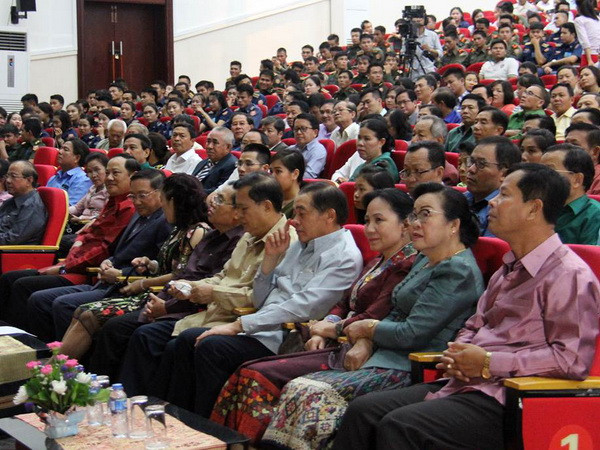 Vở kịch “Chung một chiến hào” thấm đậm tình nghĩa Lào-Việt ảnh 5