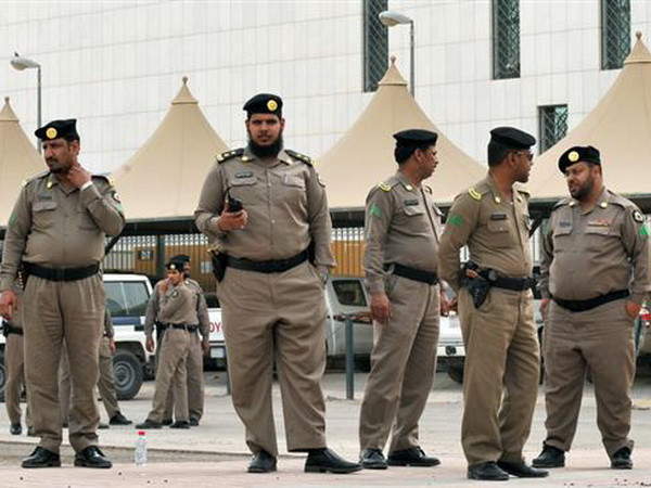 Cảnh sát Saudi Arabia tiêu diệt 3 đối tượng khủng bố nguy hiểm ảnh 1