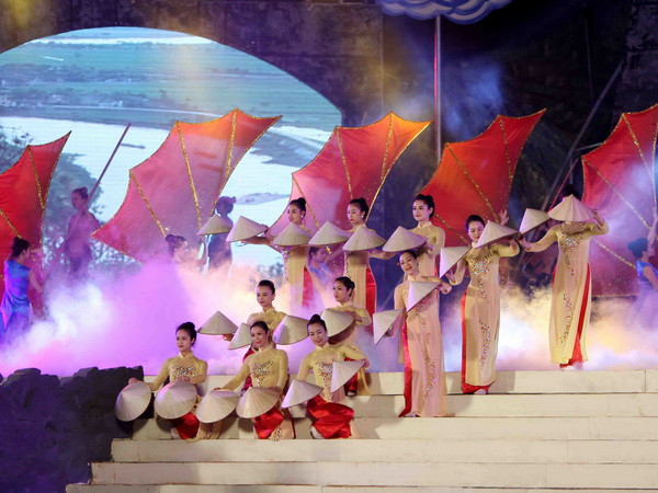 Khai mạc "Năm Du lịch quốc gia 2015-Thanh Hóa" kết nối di sản ảnh 1