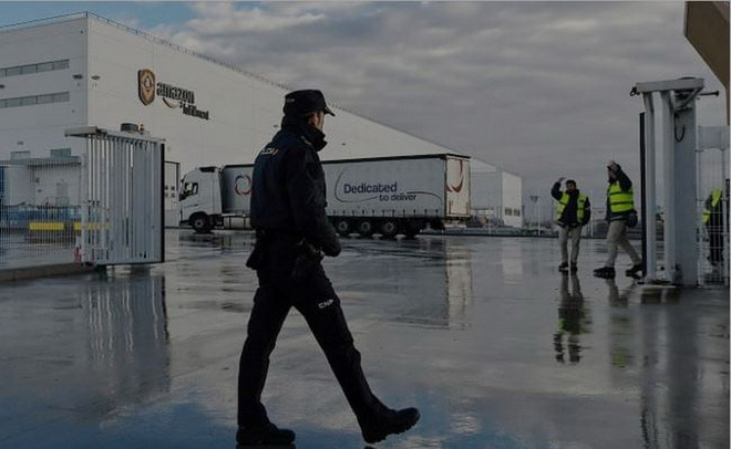 Nhân viên Amazon tại Tây Ban Nha đình công dịp "Black Friday" ảnh 1