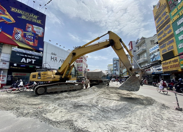 Một đoạn Quốc lộ 91. (Ảnh: Thanh Sang/TTXVN) Cần Thơ: Gần 3.840 tỷ đồng xây tuyến đường vành đai phía Tây ảnh 1