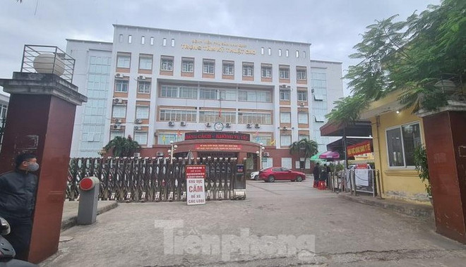 Dỡ bỏ phong tỏa, Bệnh viện Phụ sản Nam Định tiếp nhận bệnh nhân ảnh 1