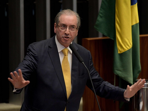 Hạ viện Brazil tước tư cách nghị sỹ của cựu Chủ tịch Cunha ảnh 1