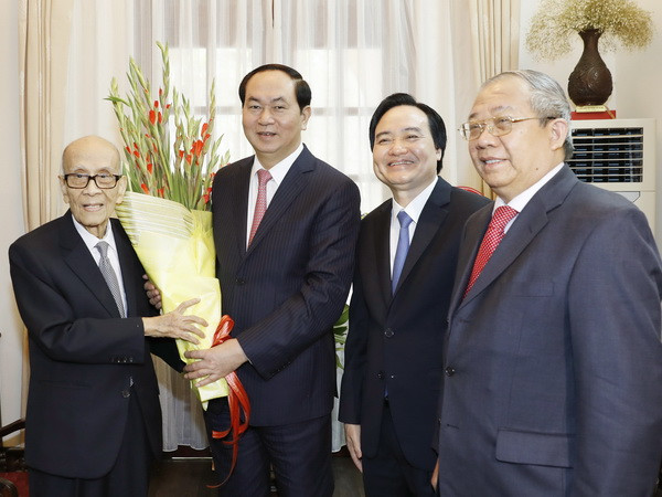 Chủ tịch nước thăm, chúc Tết các trí thức tiêu biểu của thủ đô ảnh 1