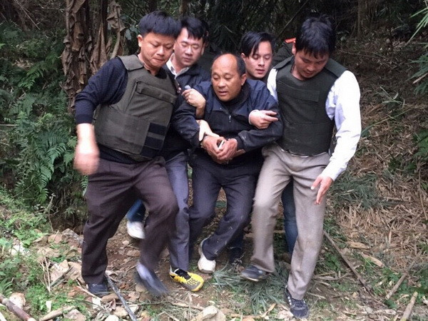 Lai Châu: Bắt giữ đối tượng vận chuyển gần 40 bánh heroin ảnh 1