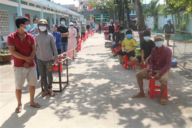 Tăng cường tầm soát, lấy mẫu ngẫu nhiên cho đối tượng nguy cơ cao ảnh 3