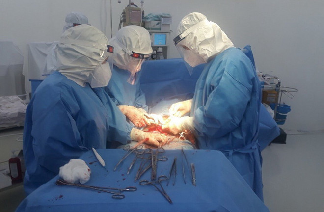 Đồng Tháp: Sản phụ mắc COVID-19 được mổ cấp cứu thành công ảnh 1