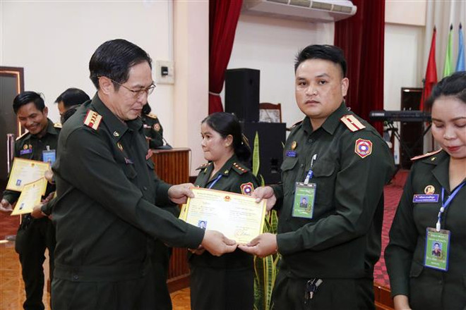 Tăng cường công tác dạy tiếng Việt tại Bệnh viện 103 Quân đội Lào ảnh 3