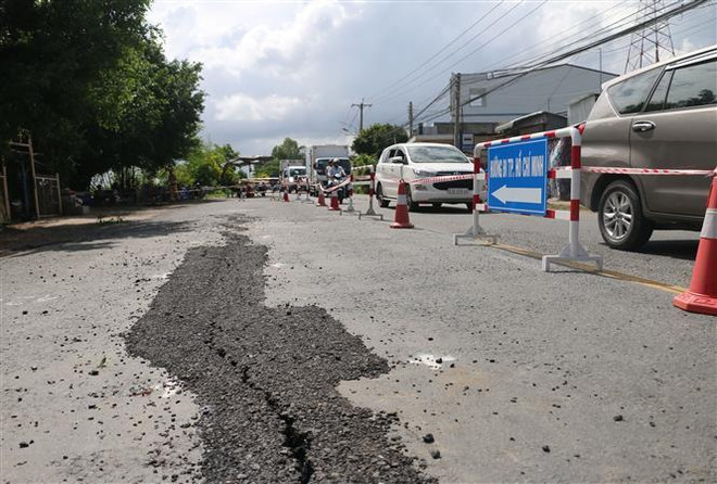 An Giang: Tạm ngừng lưu thông trên Quốc lộ 91 đoạn qua xã Bình Mỹ ảnh 1