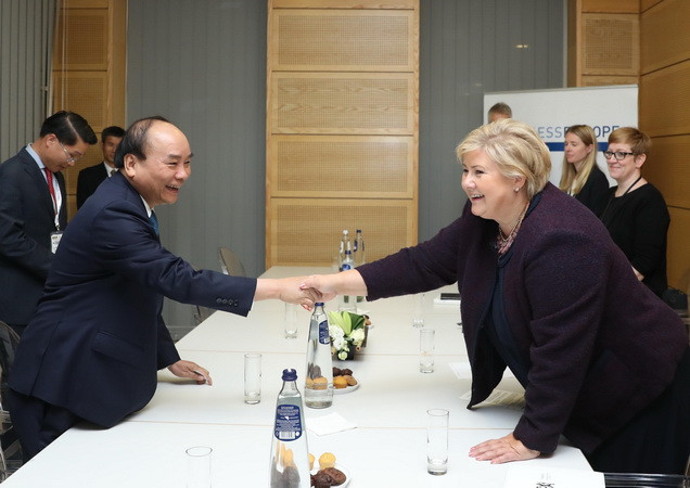 Thủ tướng tiếp xúc song phương nhân dịp Hội nghị Cấp cao ASEM12 ảnh 9