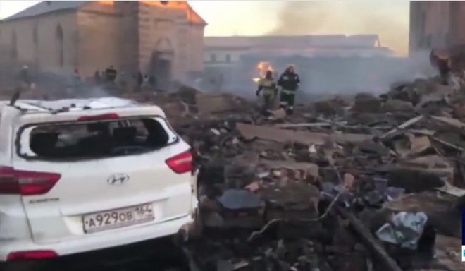 Xảy ra nổ lớn tại một nhà máy sản xuất pháo hoa ở Nga ảnh 1