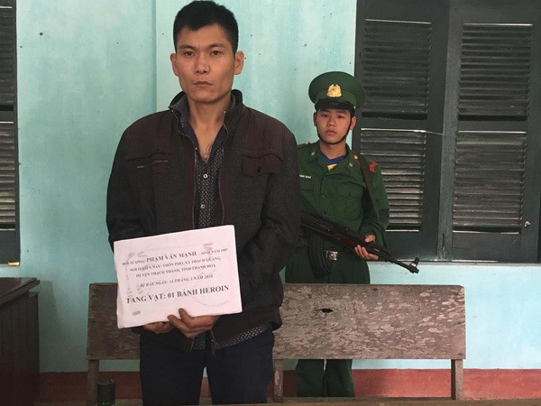 Bắt giữ đối tượng vận chuyển heroin qua biên giới Việt-Lào ảnh 1