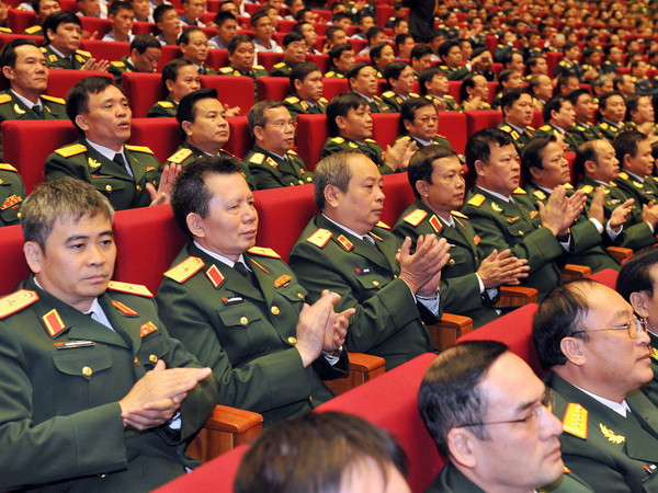 Lãnh đạo Thành phố Hồ Chí Minh gặp gỡ cựu chiến binh tiêu biểu ảnh 1