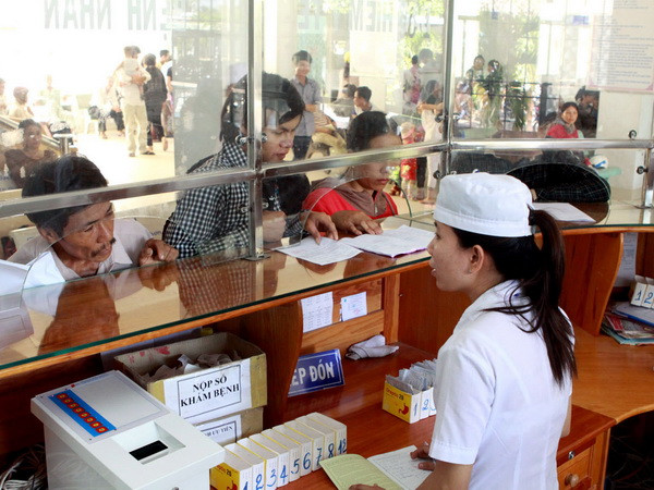 Nâng cao chất lượng khám chữa bệnh và giảm quá tải bệnh viện ảnh 1