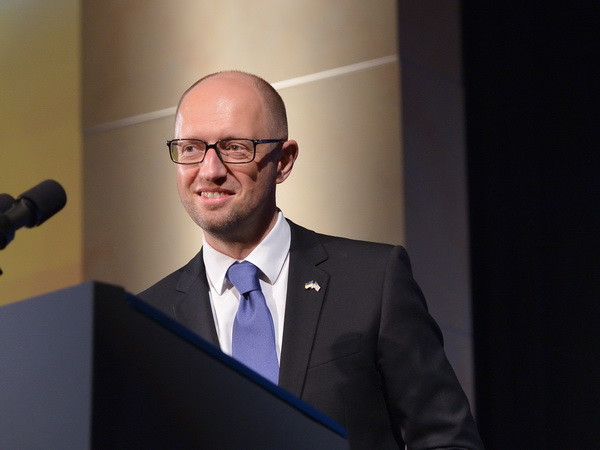 Thủ tướng Ukraine hối thúc phương Tây viện trợ, cung cấp vũ khí ảnh 1