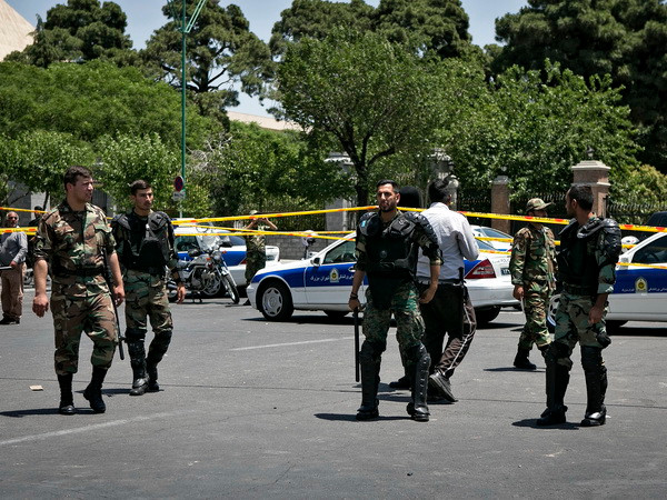 Iran phản ứng mạnh mẽ trước bình luận của Tổng thống Mỹ ảnh 1