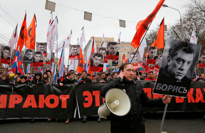 Báo Đức: Ông Nemtsov móc nối với Mỹ để lên danh sách trừng phạt Nga ảnh 1