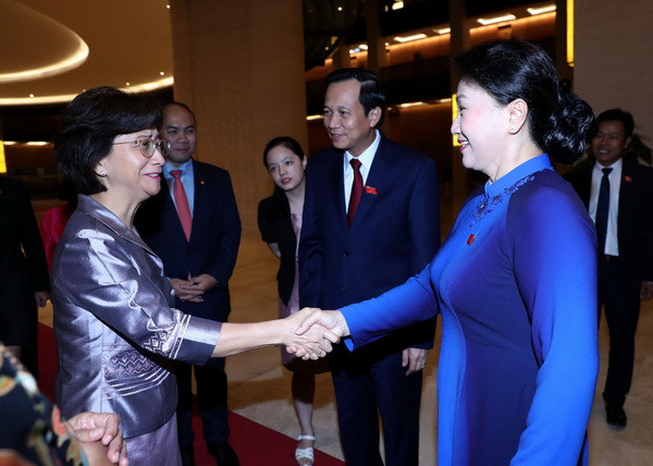 Quốc hội Việt Nam đặt mục tiêu đạt được ít nhất 30% tỷ lệ đại biểu nữ ảnh 1