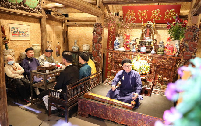 Đến phố cổ Hà Nội, thưởng lãm hương vị Tết Việt cổ truyền ảnh 1