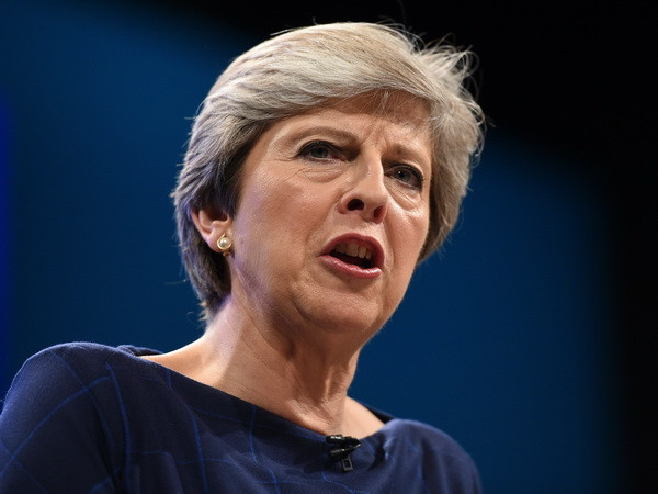 Anh 'quan ngại sâu sắc' đối với các kế hoạch thuế thương mại của Mỹ ảnh 1