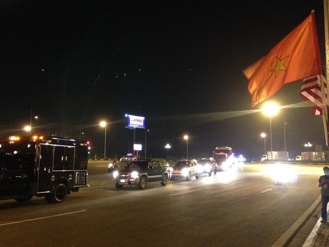 Chiếc Air Force One của Tổng thống Mỹ hạ cánh xuống sân bay Nội Bài ảnh 14