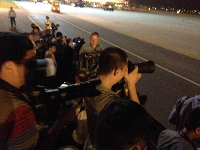 Chiếc Air Force One của Tổng thống Mỹ hạ cánh xuống sân bay Nội Bài ảnh 3