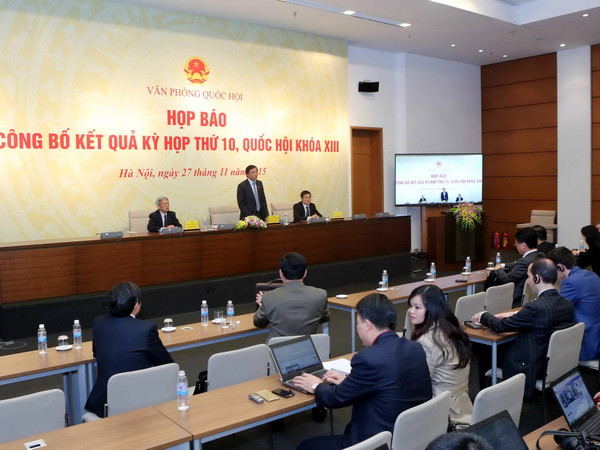 Họp báo công bố kết quả kỳ họp thứ 10 Quốc hội khóa XIII ảnh 1