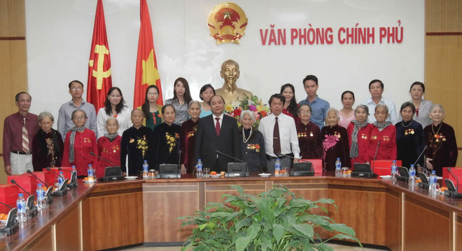 Pháp lệnh người có công là để đền đáp công ơn Mẹ Việt Nam Anh hùng ảnh 1