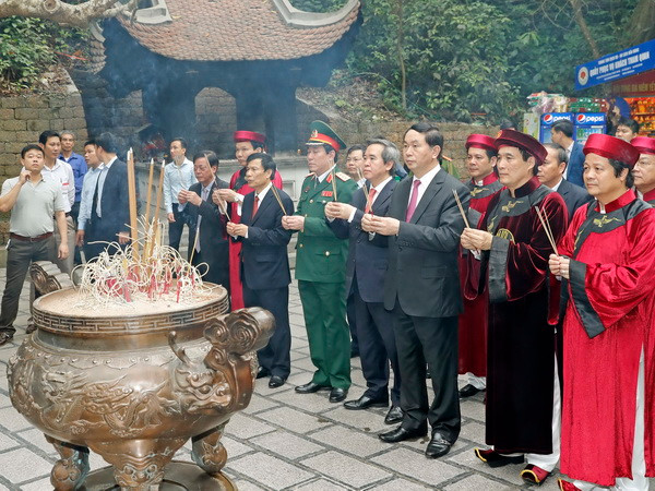 Chủ tịch nước Trần Đại Quang dâng hương Giỗ Tổ Hùng Vương ảnh 1