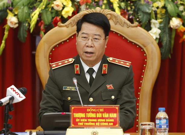 Thủ tướng Lào tiếp thân mật Đoàn Bộ Công an Việt Nam ảnh 1